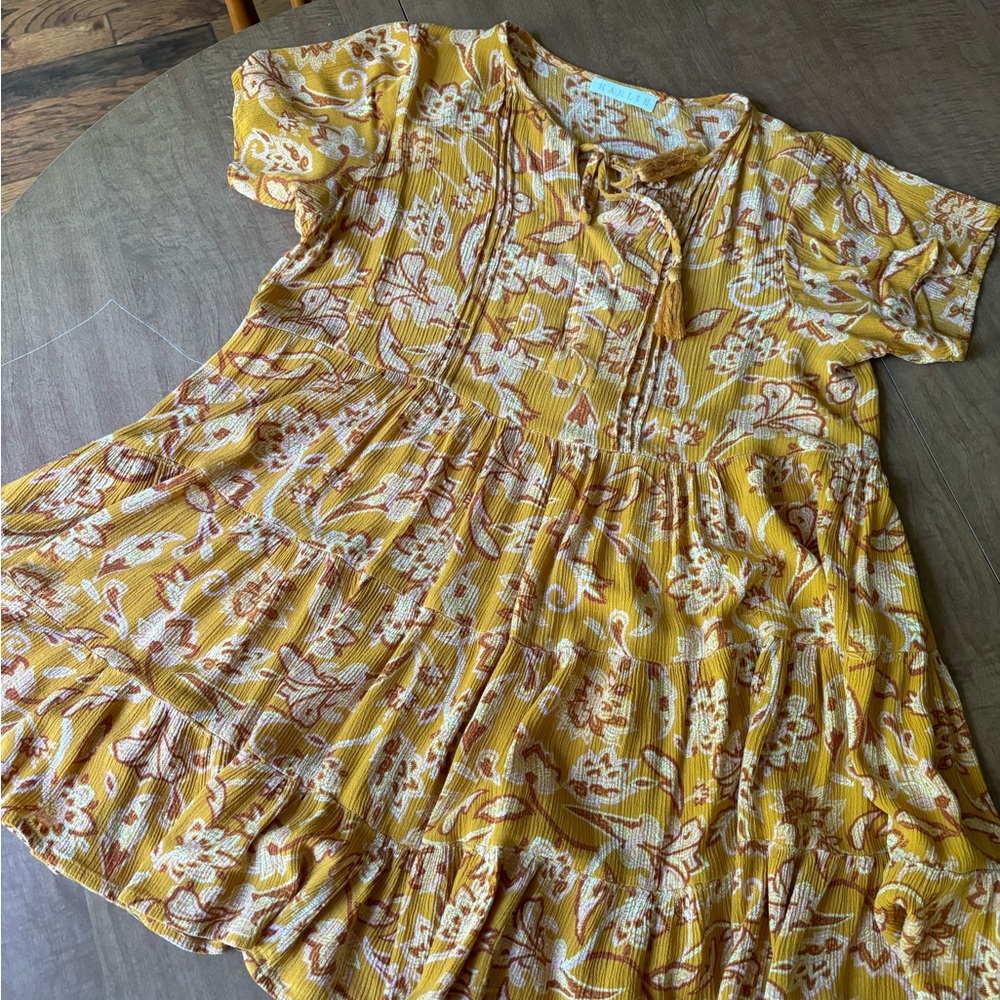 Karlie mini dress tiered floral summer sundress size medium women’s dress